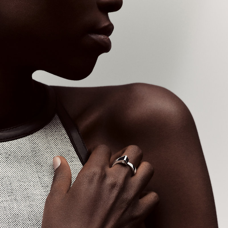 【シンプルながらポイントに♪】HERMES Clou de forge リング SM シンプルながらポイントに♪】HERMES Clou de forge リング SM